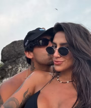 Recentemente, João confirmou o namoro com Any