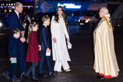 Chegada da família à Abadia de Westminster, em Londres