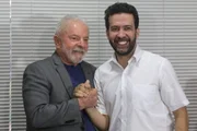 Janones se comparou a Lula após ser acusado de rachadinha em gabinete