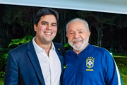 Lula e o novo ministro do Esporte, André Fufuca (PP-MA)