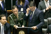 Mauro Cid e Bolsonaro durante a posse presidencial em 2019