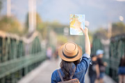 Na semana da mulher, veja dicas para viajar sozinha e se sentir segura