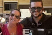 Margareth Serrão e Danilo Nascimento após apresentação do músico