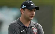 Quando trabalhou no Corinthians, Luís Cláudio fez piada homofóbica: "Um monte de gay"