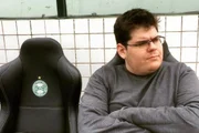 O carisma como streamer fez viralizar vários bordões, entre eles o "meteu essa?", "simplesmente", "apenas" e "que papinho, hein?"