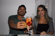 Douglas Sampaio com a mulher, Mila Gentile
