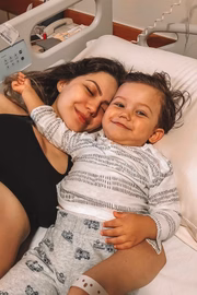 O casal é pai de três