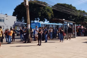 Parada no centro de Ceilândia lotada pela falta de metrô