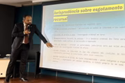 A palestra do defensor Leandro Magalhães