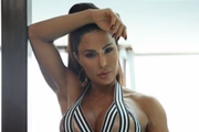 Gracyanne Barbosa causou nas redes ao publicar um vídeo girando no pole dance