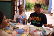 O elenco, assim como a diretora, relataram que essas séries americanas foram referências