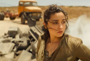 Alia Bhatt é Keya Dhawan em Agente Stone 