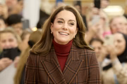 Admiradores da princesa de Gales criticaram a ausência dela em uma postagem nas redes sociais