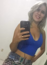 A mulher mentiu para a família fingindo estar grávida