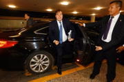 Presidente da Câmara, Rodrigo Maia (DEM-RJ), chega à Casa para conduzir os trabalhos: inicialmente contrário à intervenção, ele mudou de ideia e já defende a medida para conter a violência no estado