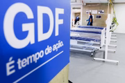 O governador Ibaneis Rocha (MDB) anunciou, na tarde dessa segunda-feira (11/05), que uma campanha educativa para a população usar máscara será colocada nas ruas 