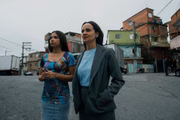 <strong>Funk, igreja e drogas:</strong> a produção tomou cuidado para não endeusar ou demonizar nenhum dos três. Na parte de Doni, o sonho de ser MC tem seu lado positivo e negativo. Tráfico e religião são mais delicados, e por isso merecem tratamento respeitoso e real