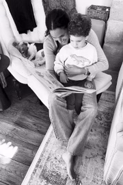 Momento da leitura de Meghan e Archie 