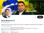 Mesmo assim, senador segue anunciando o site oficial nas redes sociais