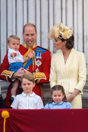 Príncipe William e Kate Middleton com os filhos Louis, George e Charlotte