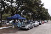 A vacinação no Parque da Cidade é no modelo drive-thru