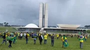 Manifestantes declaram que o objetivo é invadir o Congresso