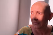 Ela tem 52 anos 