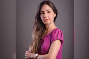 Hoje Pamela leva uma vida normal e toma reforços do remédio a cada 14 dias