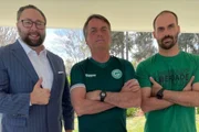 Jason Miller, ligado a Trump, foi detido por Moraes