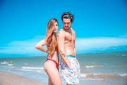 Depois de Jade, Luan Santana namorou Izabela Cunha