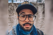 Se autodeclara bissexual e já foi casado com uma mulher, com quem manteve um relacionamento aberto por 8 anos. Atualmente, namora outra pessoa, que conheceu enquanto era casado