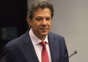 Ministro da Fazenda Fernando Haddad informou parlamentares sobre fim de isenção 