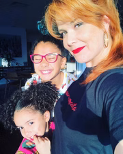 Samara e as filhas, Alícia e Lara