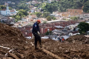 Tragédia em Petrópolis já vitimou mais de 230 pessoas