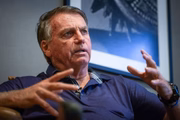 Jair Bolsonaro tenta reveter inelegibilidade para disputar a eleição de 2026