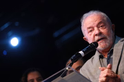 Lula anuncia novos nomes para ministérios em coletiva de imprensa no CCBB