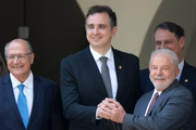 Planalto avalia que Rodrigo Pacheco errou ao antecipar movimento na briga pelo Senado