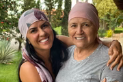 Graciele Lacerda sentiu responsabilidade em cuidar da sogra, Dona Helena, mãe de Zezé di Camargo
