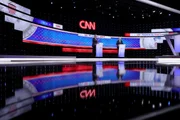 Primeiro confronte entre Biden e Trump é marcado por ataques 