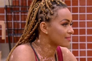 Natália é a primeira participante da história do reality show com vitiligo