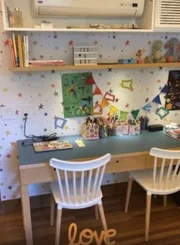 Uma escrivaninha para a hora do dever de casa