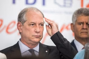 Durante o governo de Ciro, no entanto, um fato chamou a atenção da nação. Uma rebelião no Instituto Penal Paulo Sarasate, no Ceará, fez com que o arcebispo dom Aluísio Lorscheider fosse sequestrado por presos que exigiam armas e munições. No momento em que a confusão ocorreu, dom Aluísio visitava o presídio com outros bispos para denunciar as más condições do local