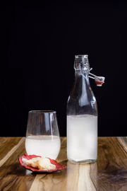 O MaYuu Sushi oferece a ginger ale, um refrigerante à base de gengibre, muito comum no Japão. A casa tem o drinque nas versões pequena (R$ 10) e média (R$ 18)