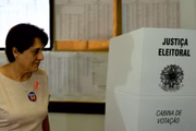 Eliana Pedrosa (Pros) votou no Lago Sul, em 2018