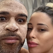 Entre idas e vindas, Adriano e Micaela estava juntos desde 2015
