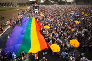 Bandeira Arco-Íris, também conhecida como Bandeira do Orgulho Gay
