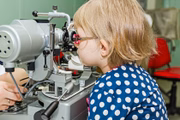 O glaucoma impede que o líquido de nutrição dos olhos seja escoado