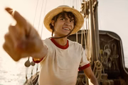 Inãki Godoy como Luffy, em One Piece