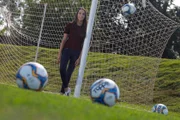 No dia a dia, Luiza dribla o preconceito. Não apenas por ser mulher mas também devido à pouca idade: 22 anos