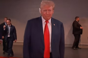 Donald Trump em convenção do partido Republicano após atentado